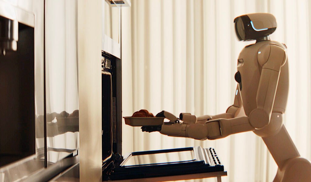 LG CLOiD Robot Cooking