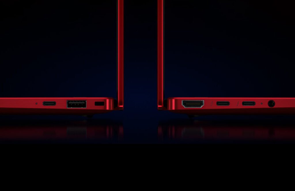 HP Limited Edition Scuderia Ferrari Ports